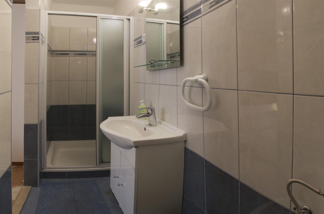 Apartments Gudelj トロギール エクステリア 写真