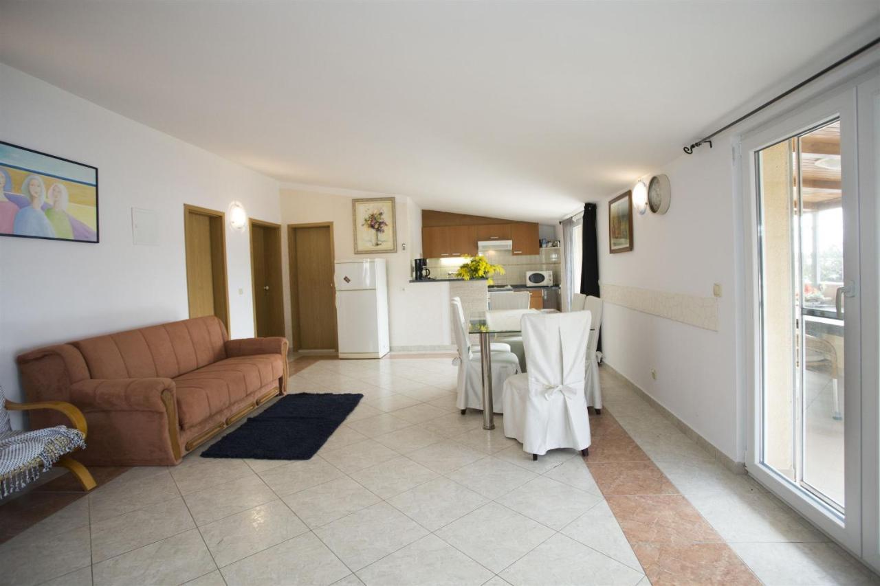 Apartments Gudelj トロギール エクステリア 写真
