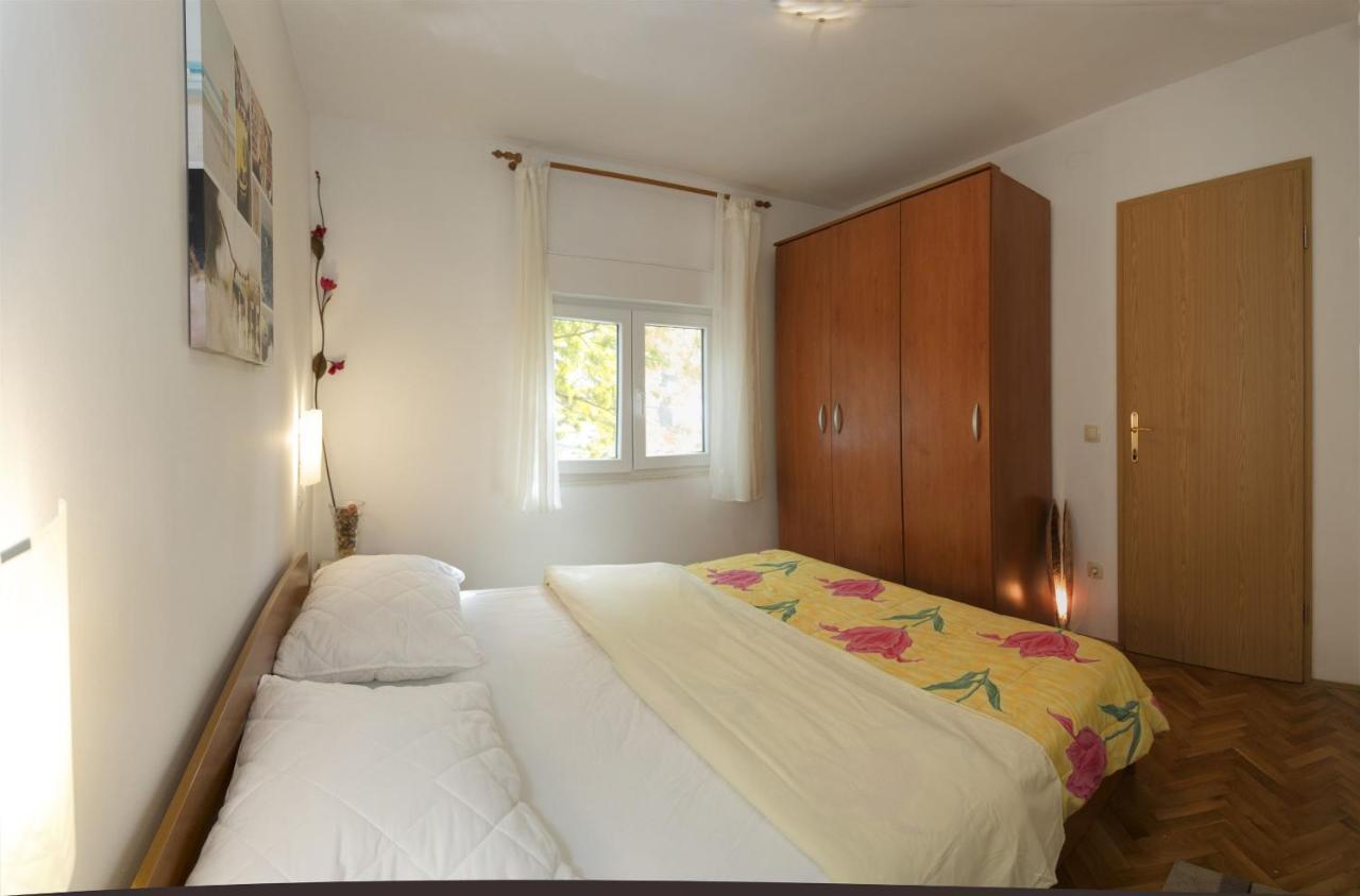 Apartments Gudelj トロギール エクステリア 写真