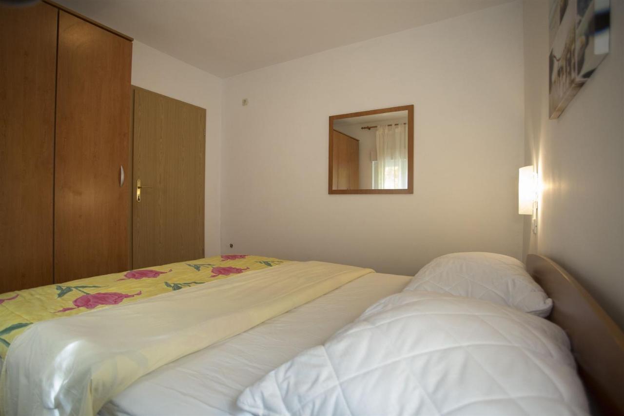 Apartments Gudelj トロギール エクステリア 写真