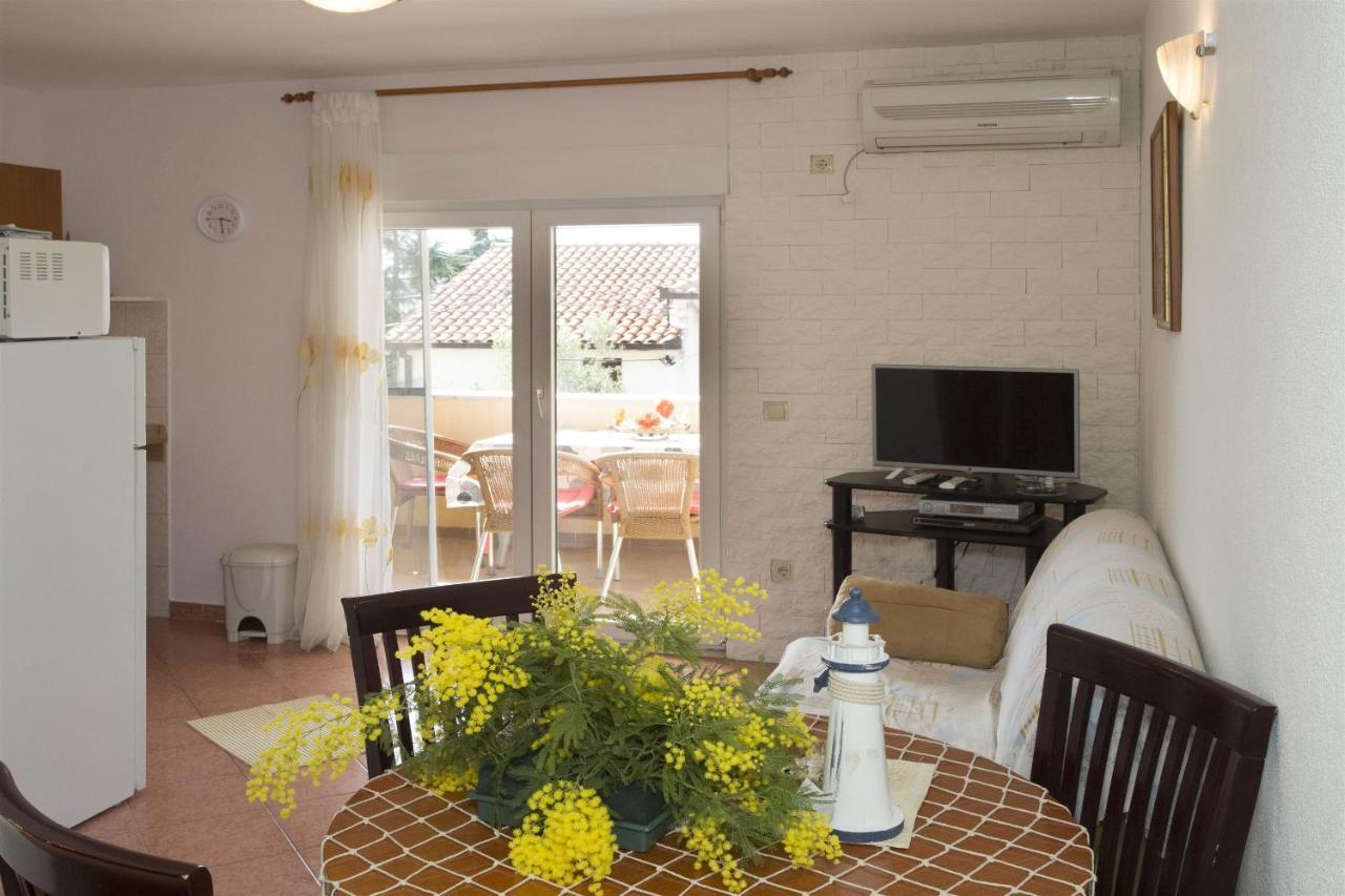 Apartments Gudelj トロギール エクステリア 写真