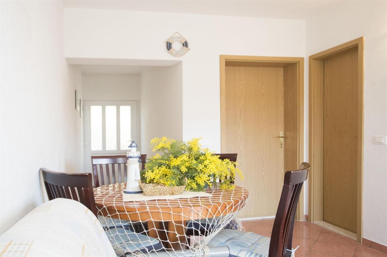 Apartments Gudelj トロギール エクステリア 写真