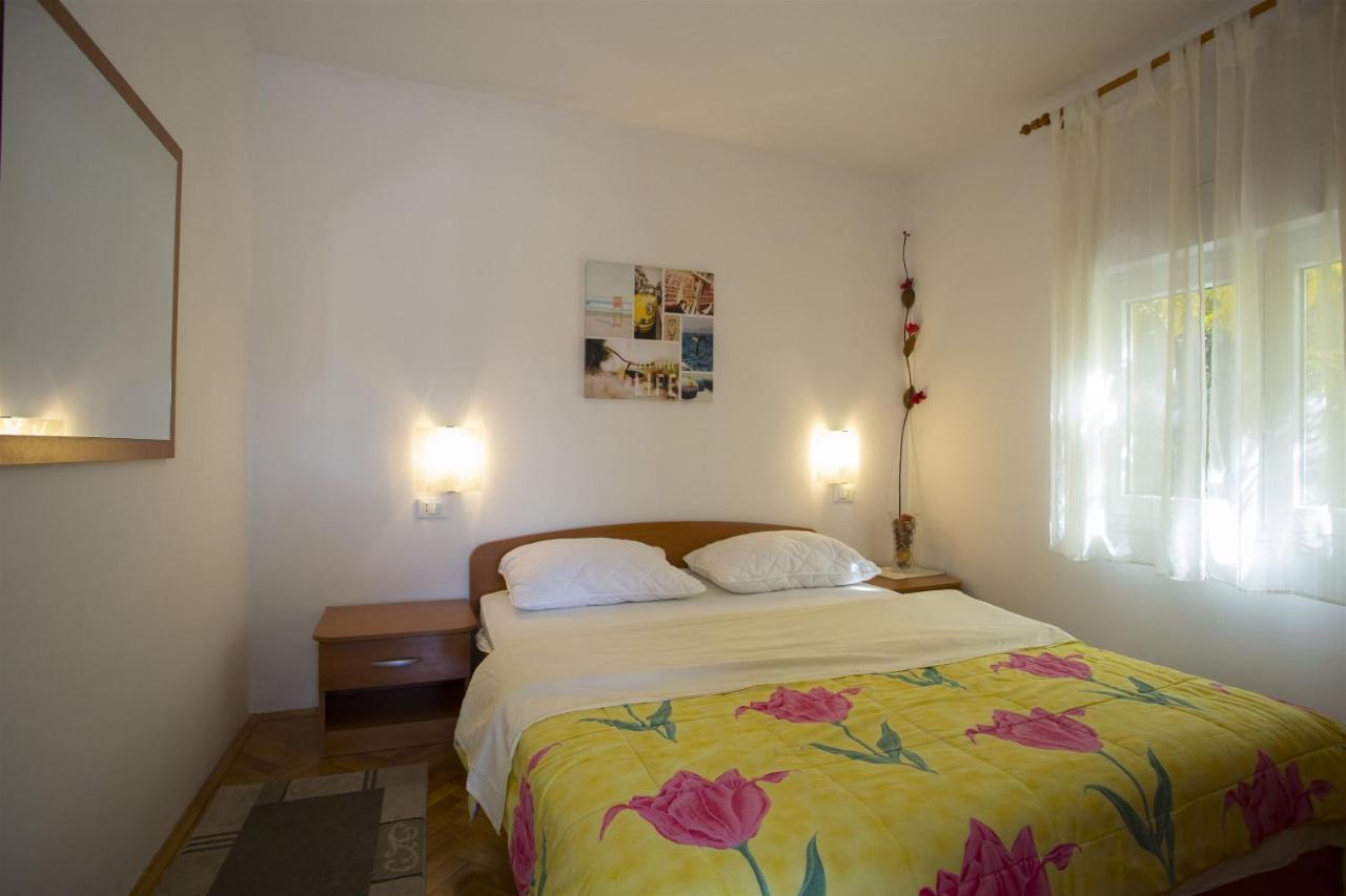 Apartments Gudelj トロギール エクステリア 写真
